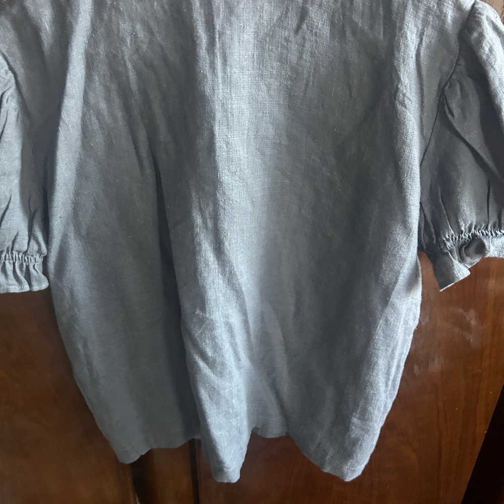Gray Linen Ruffled Women's Top - Picture 4 of 5